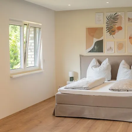 Pensionat Naehe Olympiastadion 4*